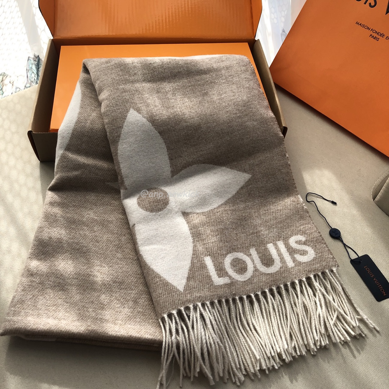 Louis Vuitton Lv Reykjavik Scarf 75x185cm (4) - newkick.org